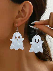 1 Pair of 2D Flat Halloween White Ghost Earrings - Cute Cartoon-Style Plastic Dangle Jewelry for Parties, Gifts for Friends & Family, Halloween Accessories, Party Accessories, Playful Design