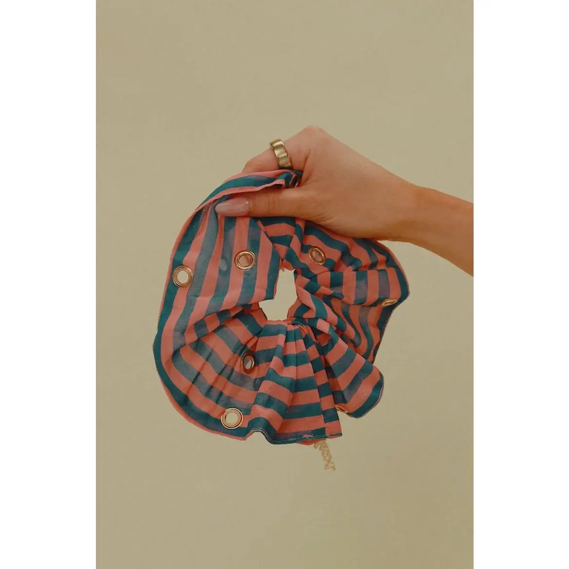 Kaxi Cool Mom Grommet Scrunchie