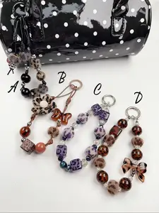 Elegant Leopard Beaded Bag Charm Keychain, Versatile Car Key Fob Accessory, Perfect Gift for Birthdays, Holidays, Back-To-School Season