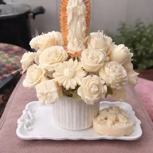 Luxury Handmade Candle Bouquet Set with Decorative Tray & Soap Gift - White Roses & Floral Design