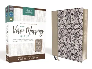 NIV, Verse Mapping Bible, Leathersoft, Navy Floral, Comfort Print: Find Connections in Scripture Using a Unique 5-Step Process (Verse Mapping) by Kristy Cambron||Zondervan [Leatherbound Book]