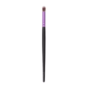 IBY Beauty Crease Eyeshadow Brush - Versatile Tool for Eyeliner Application, Ultra-Soft Synthetic Hair, Ideal for Everyday Use cosmetic