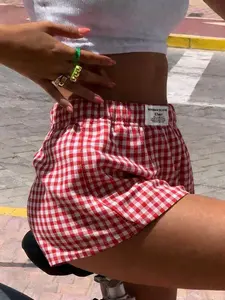 American Sweet Cool Plaid Shorts, Millennial Style, Waist Label Design, Loose Fit, Slimming Effect, Casual Wear for Women