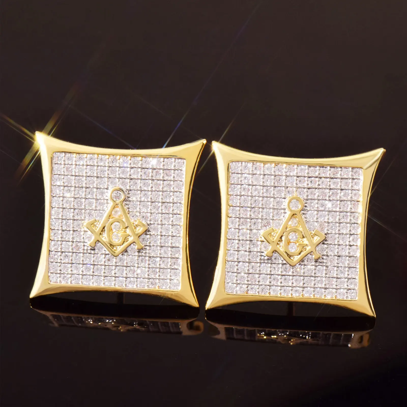 Unisex 15mm Iced Out Rhinestone Stud Earrings - Freemason Square Geometric Design, Hip Hop Screw Back Zircon Earrings for Men, Elegant Engagement Gift, Rhinestones