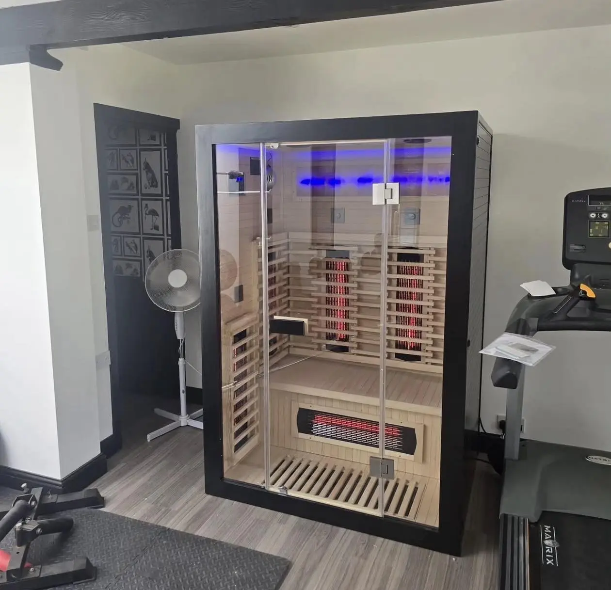 Brand new and original 1-2 people sauna