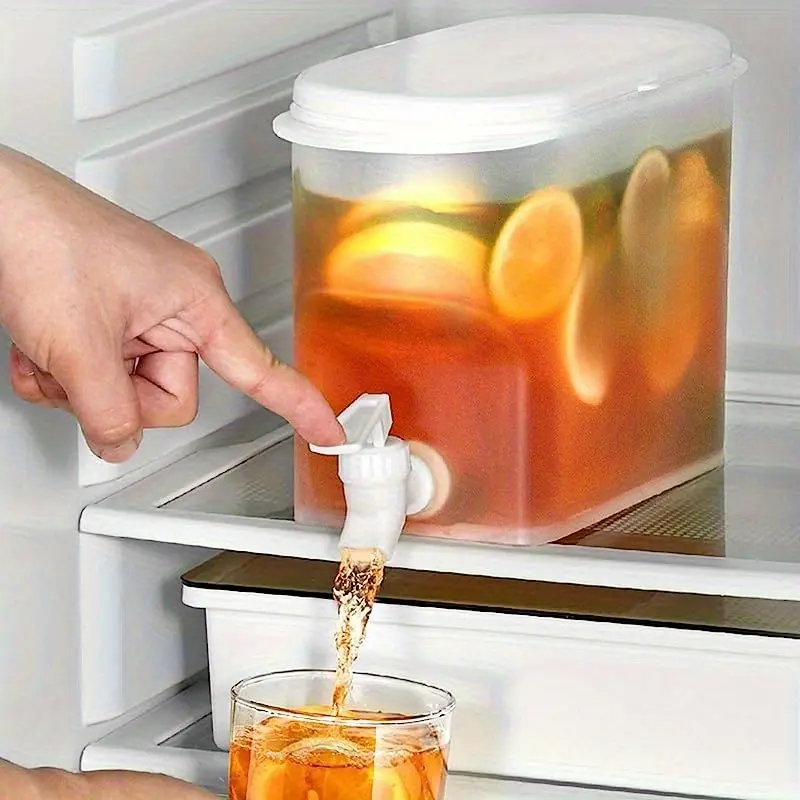 1pc Large Capacity Plastic Beverage Dispenser with Tap - Fridge-Friendly Cold Kettle for Iced Tea, Lemonade, Fruit Infusions - Durable Kitchen & Dining Essential, Sleek Transparent Design | Easygrip Handle