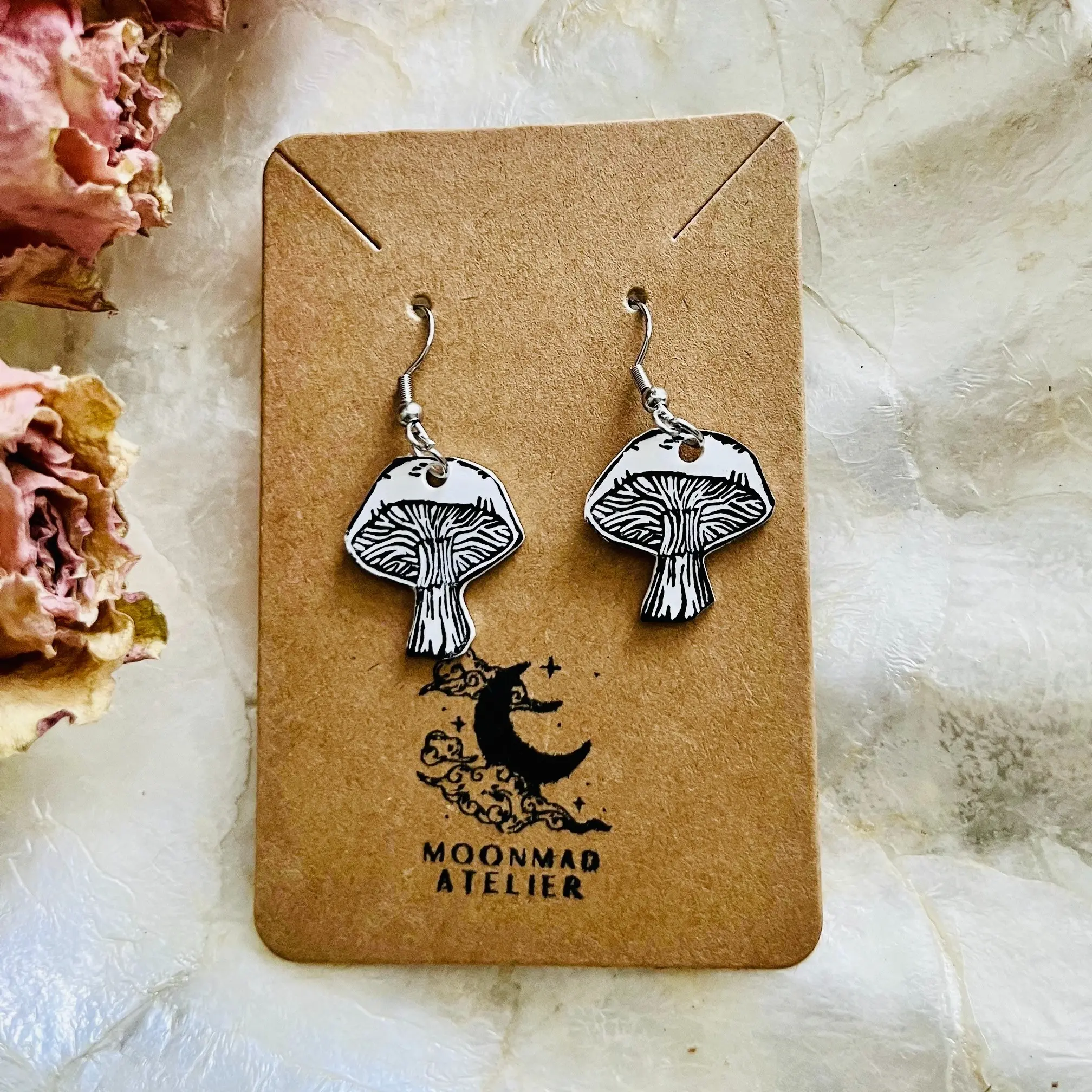 Tiny mushroom dangle shrink plastic earrings - cottagecore & goblincore inspired