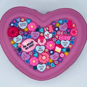 Sweet Heart Valentine’s Day Junk Charm Purse - Elegant Design for a Heartfelt Gift