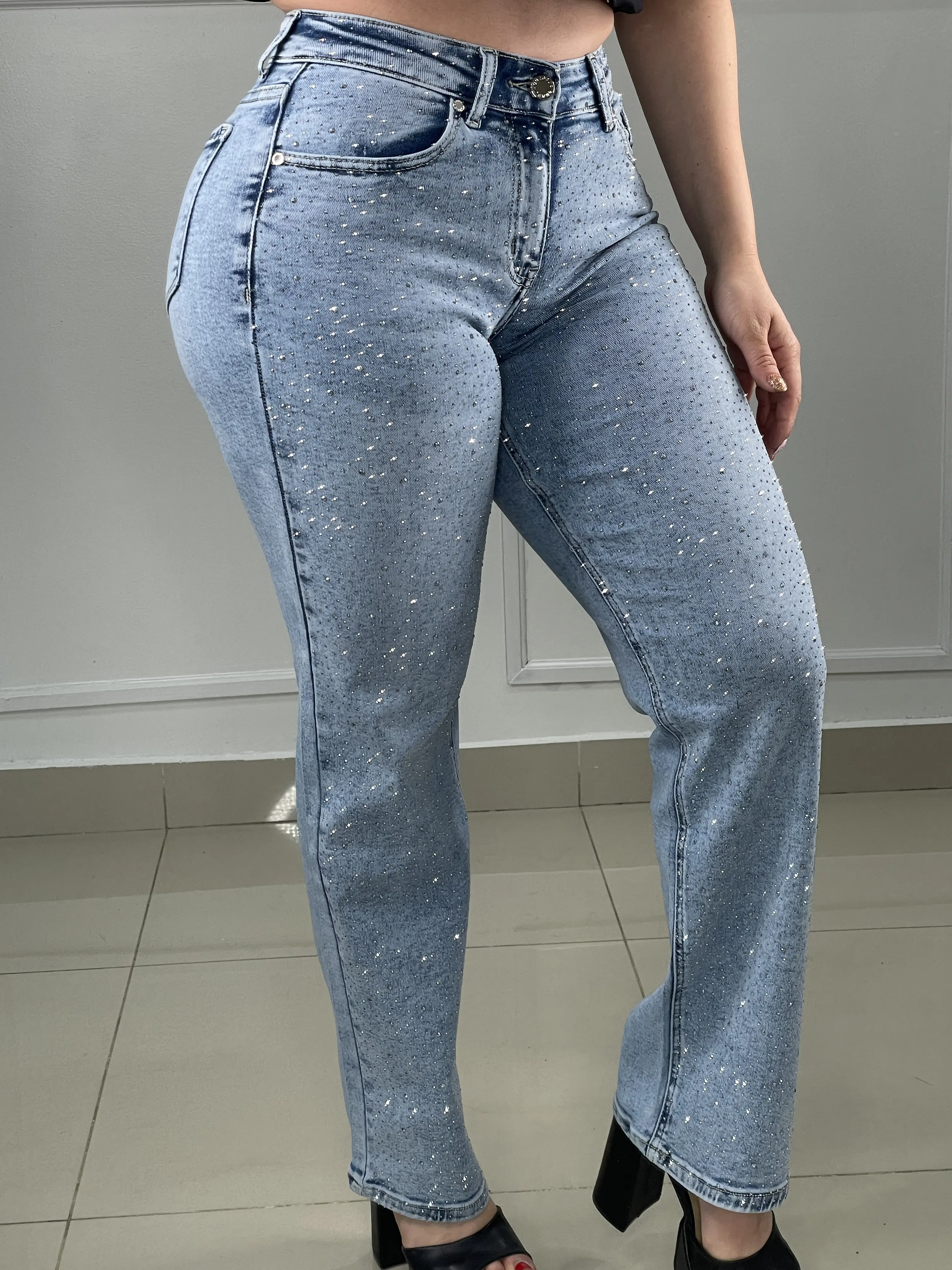 Ariana's Light Wash Straight Denim Jeans