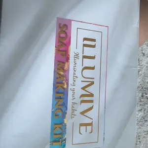 Illumive Soap Making Kit – Complete DIY Craft Kit with Soap Base, Molds, Fragrance & Colorants | Fun Soap Making Supplies for Beginners, Adults & Kids | Easy Homemade Natural Soap Kit