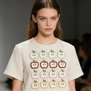 10 pcs small apple appliqués, suitable for hats, pants, clothing patches, hair accessories, and knit embroidery. Sewing method: Hand sewing.