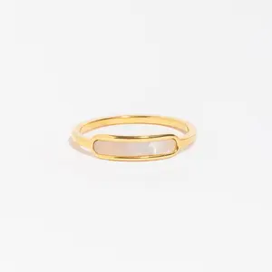 Lari Shell Ring