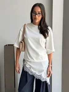 Women's Spring Summer Fashion Womenswear Everyday Casual Basic Asymmetrical Hem Lace Patchwork T-Shirt, Pure Color Round Neck Short Sleeve Loose Top