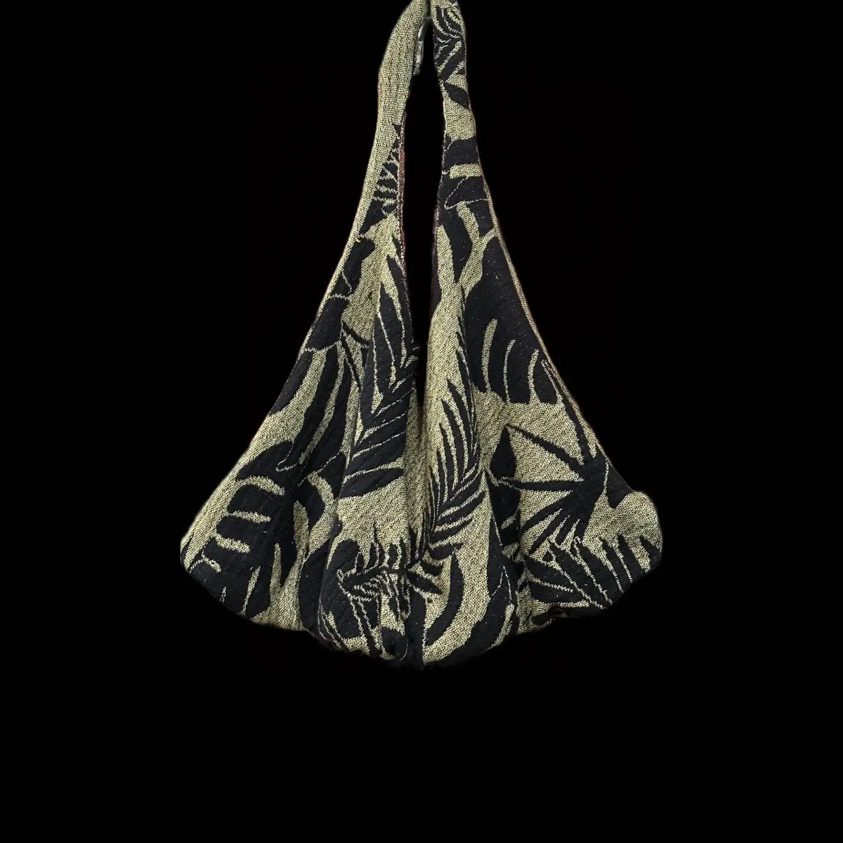 Resilient Reversible Bag