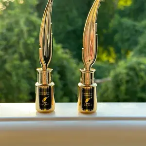 The feather eyeliner