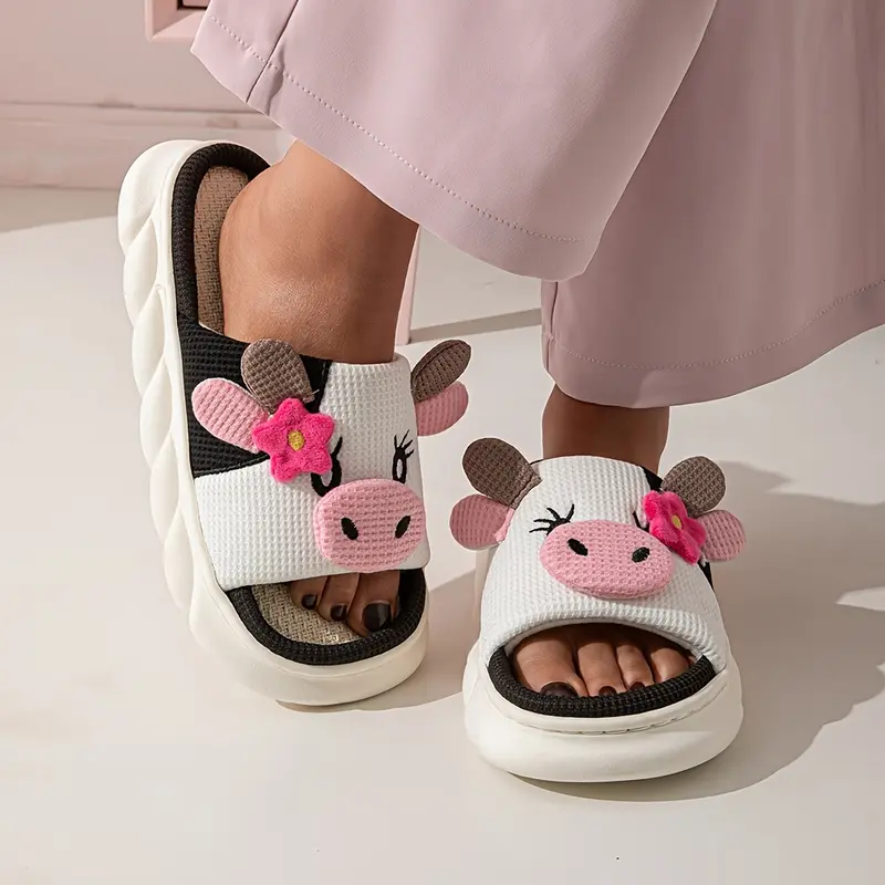 Cute Cow Womens Sandals-Cartoon Slippers,Casual Living Style and Non-Slip Fashion,Cute Flower Cow Linen Slippers Indoor Home Use Non-Slip Odor-Resistant Outdoor Thick-Soled Sandals Girl Footwear Slide Flipflop Parent Decor White slippers women
