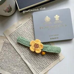 Cat and Dog Handmade Wool Knitted Collar Necklace Flower Bell Cute Series Pet Accessories Suitable for Small Cats and Dogs