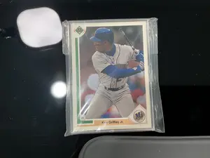 Vintage Baseball Card, KEN Griffey Jr. #555