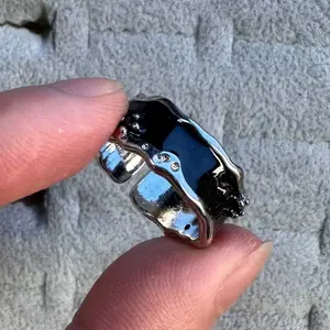 S925 sterling silver cold style enamel black rhinestone ring super cool and advanced light luxury retro 2024 new