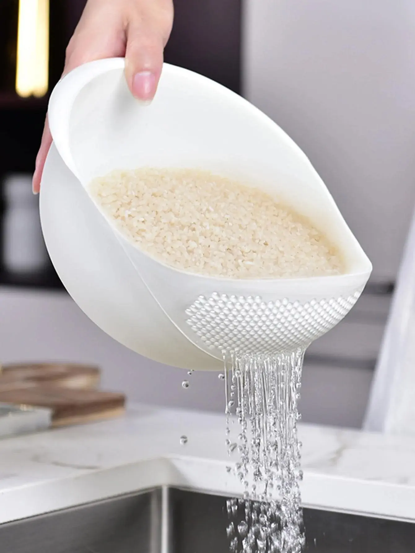Multi-Purpose Kitchen Draining Basket - Rice Drain Sieve, Fruit and Vegetable Colander, Small Kitchen Gadget