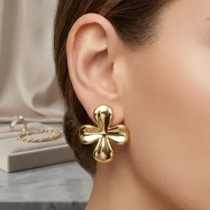 Beautiful earrings for you!