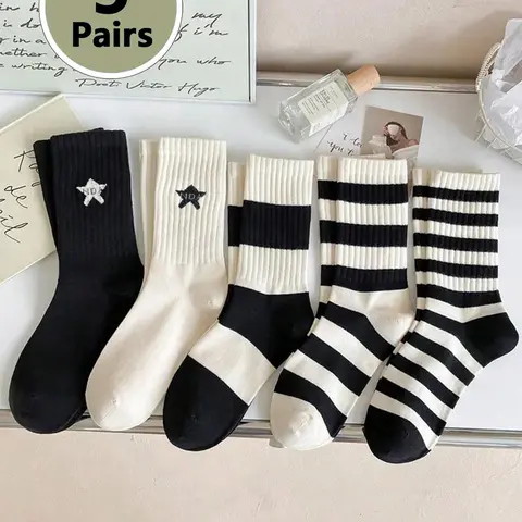 Women's 5 Pairs Colorblock Stripped & Star Print Crew Socks, Sock Set, Casual Stylish Socks, Casual Moisture Wicking Socks, Soft Comfy Breathable Socks for All Seasons Daily Wear