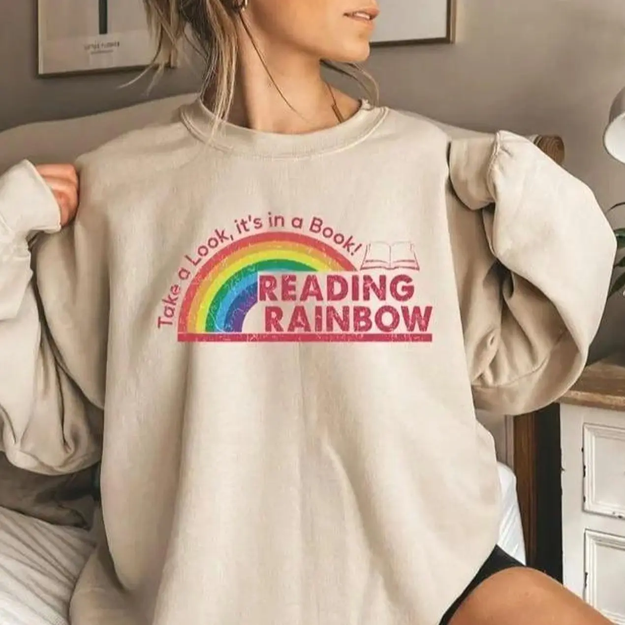 Reading Rainbow Sweatshirt, Reading Rainbow Sweatshirt, Teacher Appreciation Gift, Retro Book Lover Graphic Tee, Elementary School Teacher Apparel, Cute Classroom Educator Shirt, Literacy Librarian Gift, Cute Bookish Outfit Gift for Women & Men