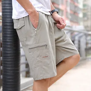 Men’s cargo shorts with a multi-pocket design super practical, featuring zippered details that highlight quality. A loose fit makes them casual and versatile, perfect for everyday wear and outdoor activities alike; a stylish summer staple.