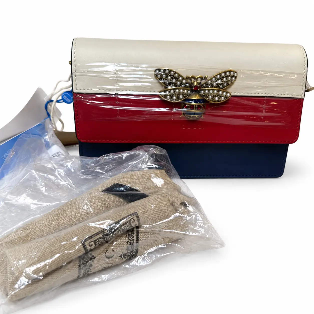 Pre-owned GUCCI 40 Queen Margaret Bee Flap Wallet Ivory Red Navy