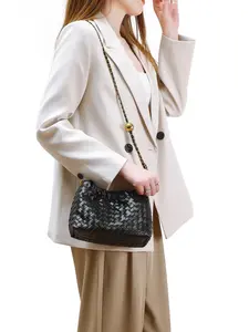 New Cloud Design Handmade Woven Chain Shoulder Bag, Simple Fashion Crossbody Backpack for Women, Unique Style Daily Use