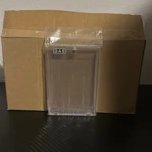 GAS One Touch Magnetic Trading Card Case