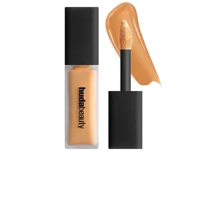 Huda Beauty Faux Filter Luminous Matte Concealer in Praline 6.3