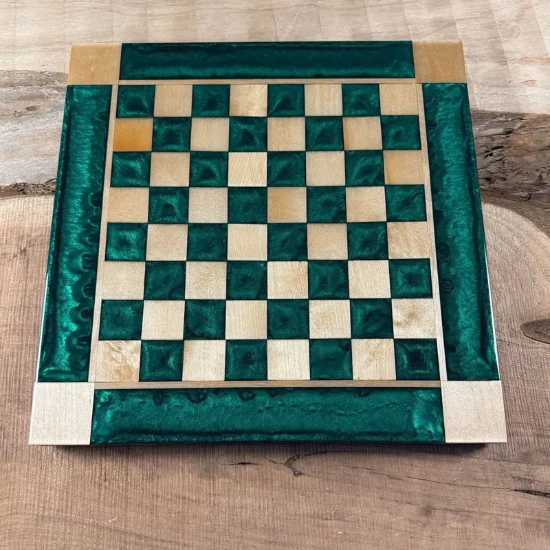 Emerald Green Maple Wood Chess Board (INCLUDES PIECES)