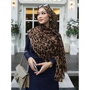 1Pc Women Hijab Bohemian Style Leopard Print Headscarf, Soft & Breathable Street Style Scarf Perfect For Daily Wear Headband Abaya Accessories Women Veil