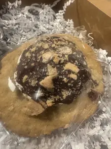 S'mores Cookie S'mores Cookie
