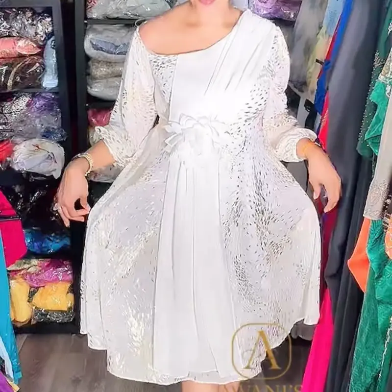 Perfect Wedding Dress with Elegant Off-Shoulder Design and Embroidered Detailing for Special Occasions