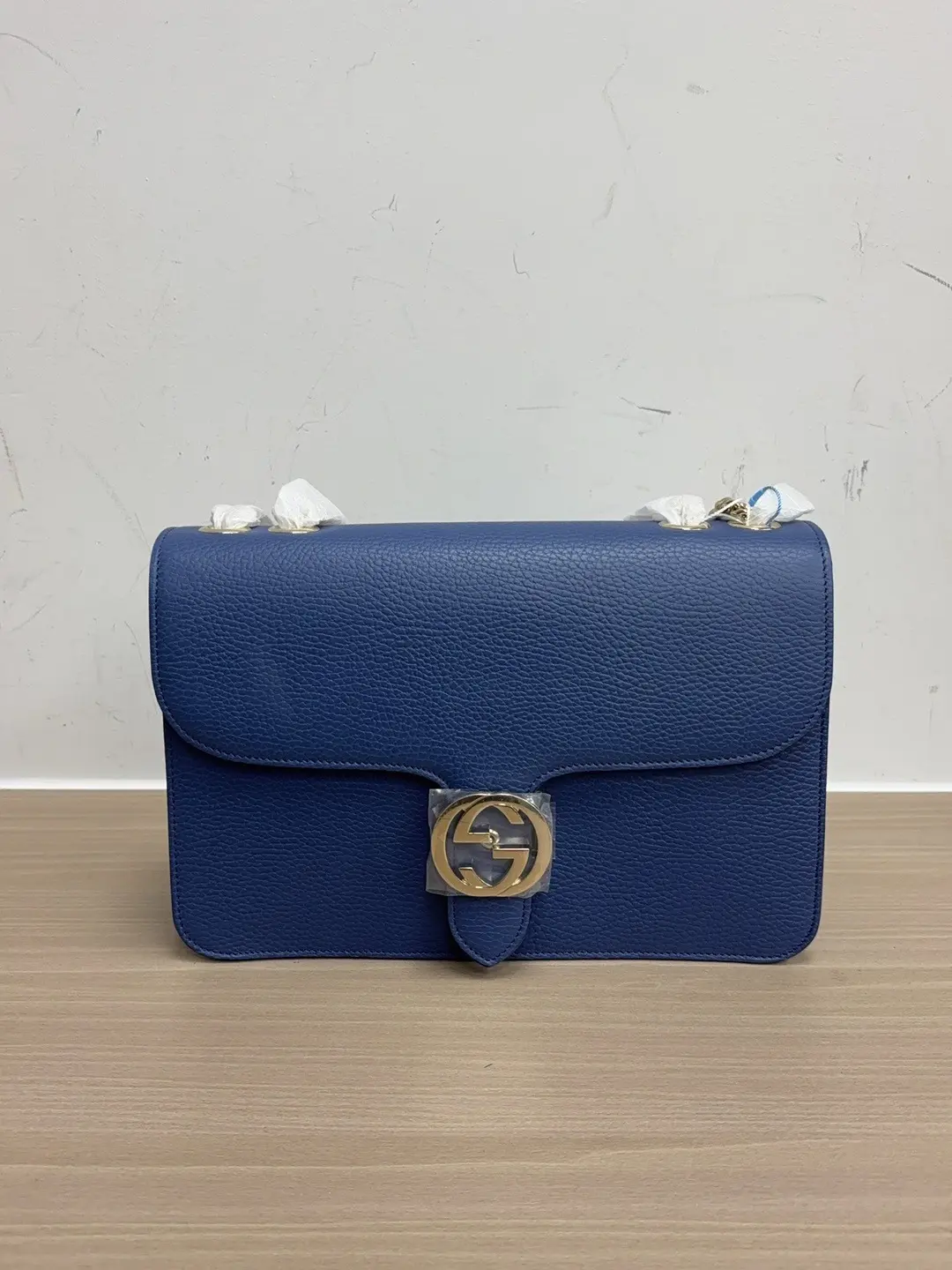 Pre-owned GUCCI good Crossbody Bags Royal Blue Grain Leather Interlocking GG Medium Shoulder Bag
