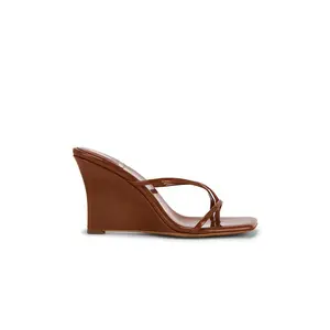 Jeffrey Campbell Biscotti Sandal in Caramel Patent