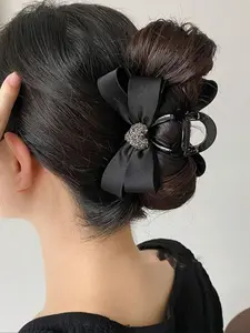 Heart Crystal Bow Claw Clip, Hair Clip for Women, Ponytail Claw Clip, Elegant Non-Slip Hair Accessory for Thick and Thin Hair