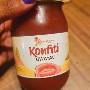 Konfiti Gwayav Snack - Authentic Guava Jelly for Breakfast Snacks & Versatile Usage - Smooth Rich Texture & Naturally Sweet Flavor