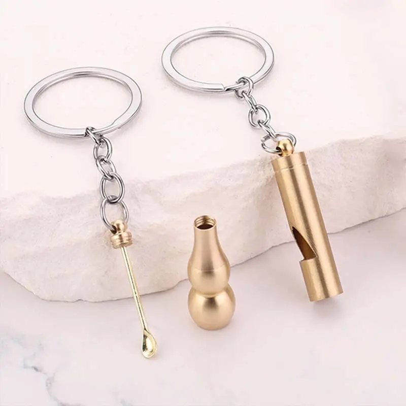 Copper Brass Gourd-Shaped Ear Spoon Whistle Keychain Pendant, Collectible Keychain, Brass Key Ring, Keychain Charm, Unique Backpack & Purse Accessory, Creative Decoration, Birthday Party Favor