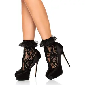 Leg Avenue Lace Anklet with Ruffle
