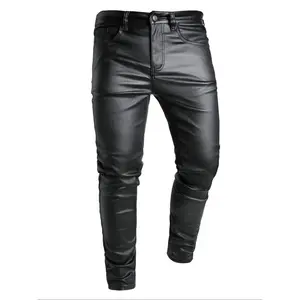 Men’s solid-color PU leather pants — tight-fitting street fashion casual trousers with pockets for daily wear; men’s bottoms suitable for all seasons with a fitted cut and pockets.