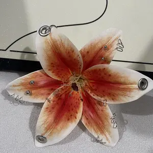 Exquisite Phalaenopsis Orchid Lily Keychain Creative Simulation Flower Bag Pendant Fashion Backpack Decoration Accessories Gifts