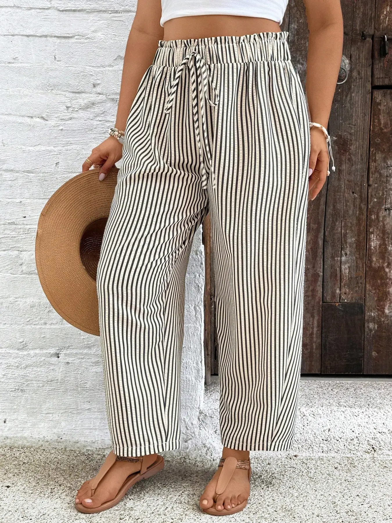 Plus Size Women's Summer New Cotton Feel Striped Casual Bottom Pants, Drawstring Elastic Waist, Loose Fit Nine-Inch Pants, Womenswear