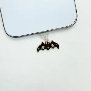 Mobile Phone Dust Plugs - Creative Bat Mobile Phone Dust Plug Pendant - Compatible with Lightning, Type-C, and Android Dust Plugs - Compact and Practical - Suitable as a Small Gift