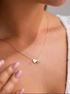 Letter A-Z Heart Pendant Elegance Heart Letter Necklace, Minimalist Necklace, Heart Shaped Necklace, Dainty Initial Necklaces, Suitable For Valentine's Day Gift Mom Gift Suitable For Dates, Parties, Events, Holiday Perfect Gift