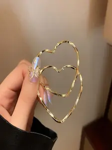Oversized Heart Hoop Earrings for Women Trendy Heart Shape Design Metallic Finish Twisted Surface Love Heart Earring Punk Style Party Ready Party Jewelry
