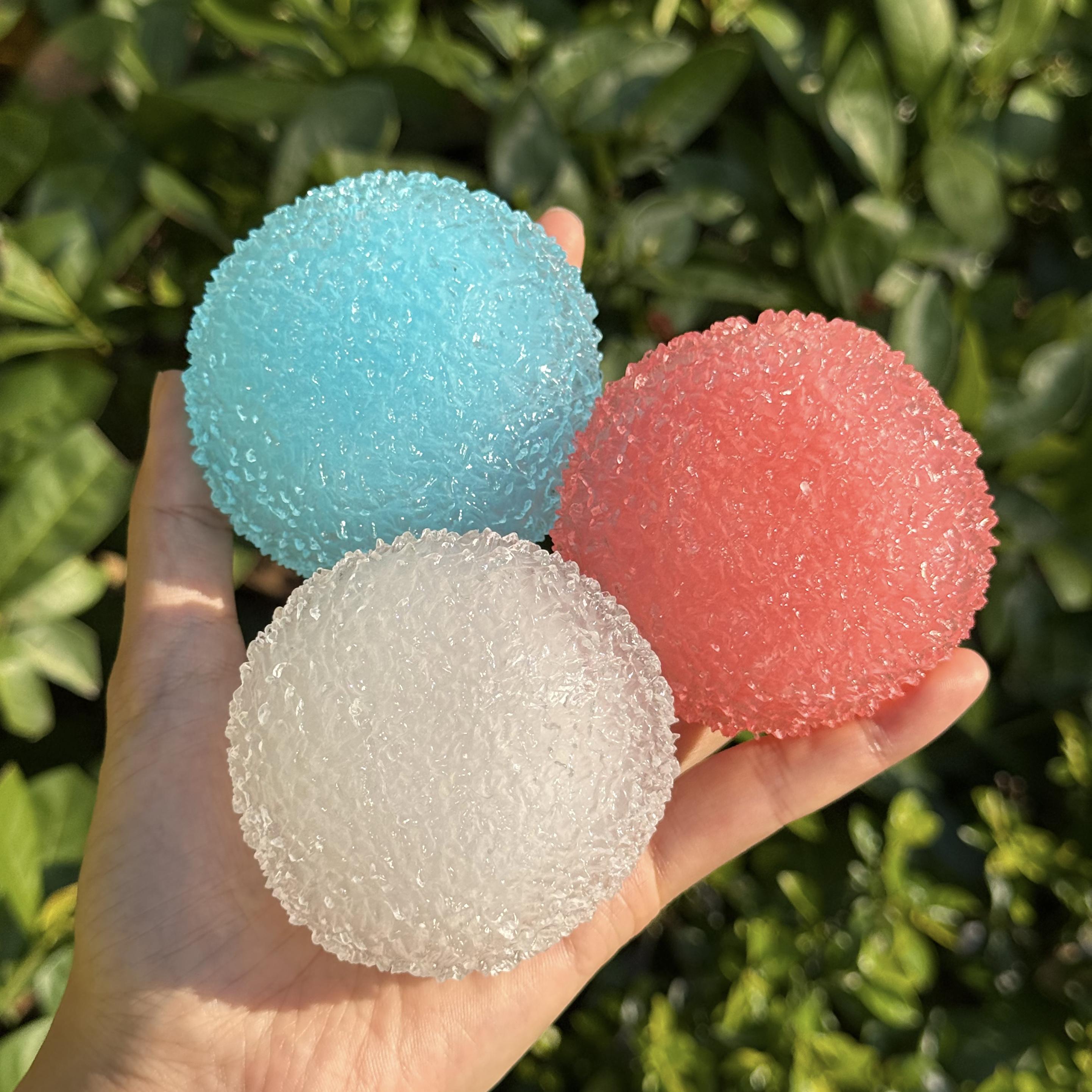 1 Pcs Winter Snowbite Stress Ball – Squeeze Balls Toys for Adults, ASMR Snow Crunch Squeeze Toy for Relaxation & Stress Relief