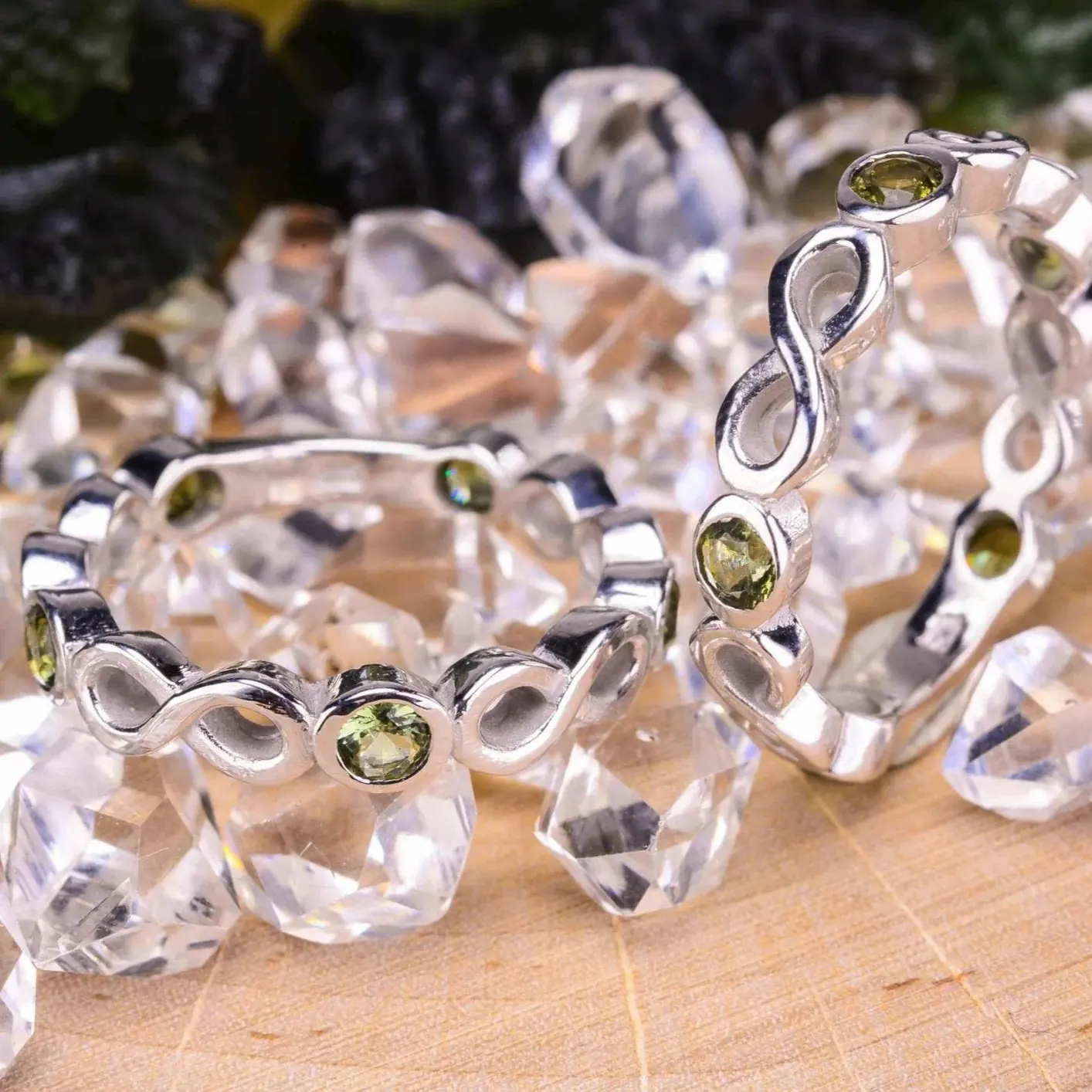 Moldavite Gemstone Infinity Band Ring .925 Silver
